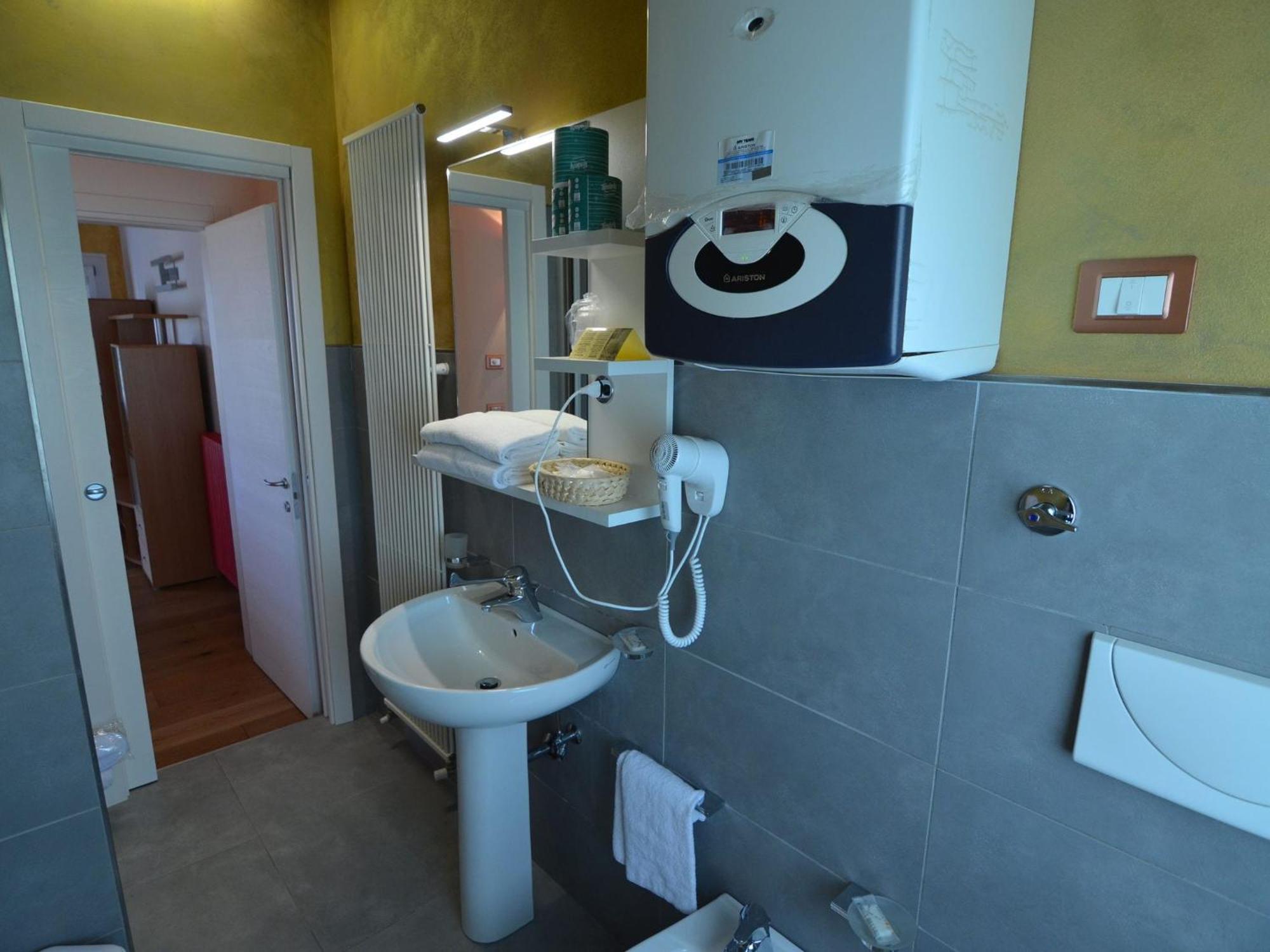 Characteristic Apartment In Codigoro With Pool מראה חיצוני תמונה