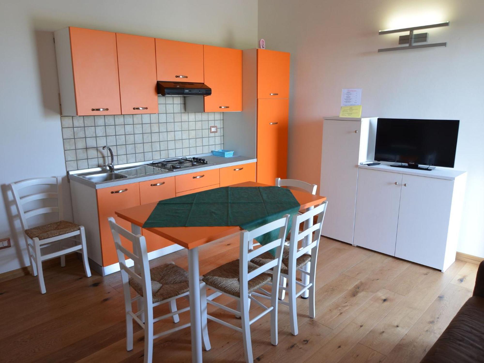 Characteristic Apartment In Codigoro With Pool מראה חיצוני תמונה